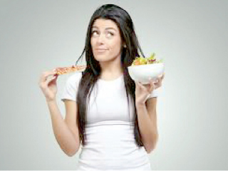 خبيرة تغذية: إفطار «العيد» خفيف