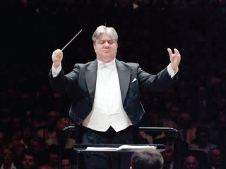 الأوبرا تحتفل بعيدها الـ 27 على المسرح الكبير