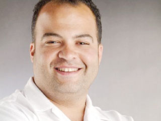 شريف باهر ينتقل من الكوميدى إلى الشر فى «حب لايموت»