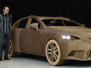 لكزس تطلق أول سيارة من ورق