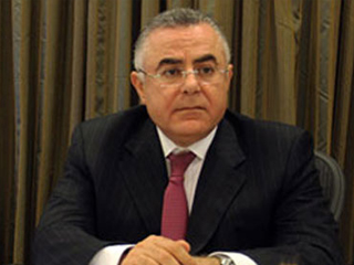 خبراء: استمرار تراجع الجنيه وارد.. و3 حلول لمواجهة نقص الدولار