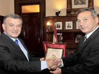 بنك مصر يوقّع بروتوكولى تعاون لدعم جامعة بنها