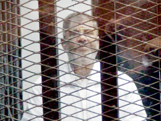 تأجيل محاكمة مرسى لجلسة 9 نوفمبر المقبل بسبب سوء الأحوال الجوية غياب المعزول فى قضية التخابر مع قطر والمحكمة تؤجل لجلسة 9 نوفمبر المقبل بسبب سوء الأحوال الجوية