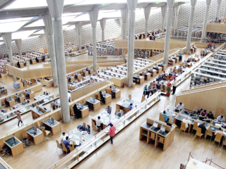 صالون الجزائر للكتاب يحتفى بمكتبة الإسكندرية