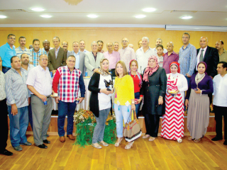 روز اليوسف تكرم مدير مكتب رئيس مجلس الإدارة