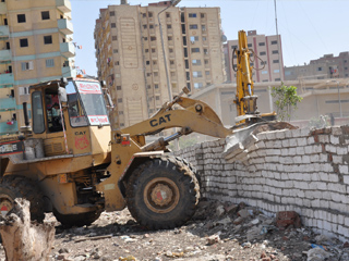 «الإسكان»: 6 قرارات إزالة إدارية للمخالفات والتعديات بالمدن الجديدة لعودة هيبة الدولة
