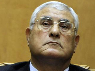 اشتعال الخلافات بين النواب حول الأسماء المقترحة  لرئاسة البرلمان