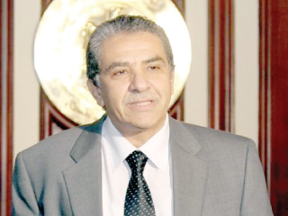 إغلاق 5 مآخذ لمياه الشرب بالسنبلاوين بعد ظهور بقعة زيت