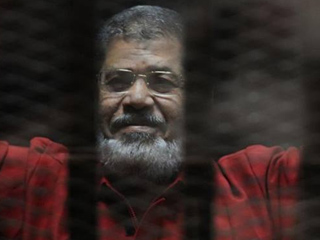 تأجيل محاكمة المعزول وآخرين باتهامهم بتسريب الوثائق إلى قطر لـ 26 نوفمبر لتقرير لجنة الفحص