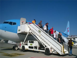 المعداوى: مطارات مصر تطبق الاشتراطات العالمية للإيكاو