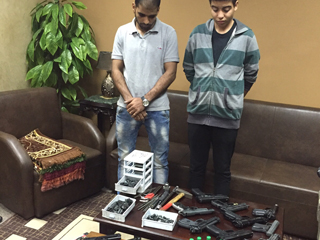 القبض على صاحب محل أدوات صيد يتاجر بالأسلحة النارية