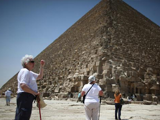 القابضة للسياحة تفتتح رسمياً فندق «ريتز كارلتون» للتشغيل