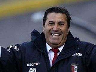 الأهلى يفتح ملف الصفقات الشتوية ويراقب البوركينى «بيالا»