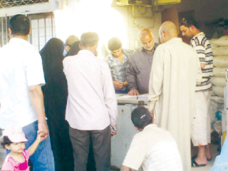 البقالة: التموين تحارب الغلاء فى المدن وتتجاهل القرى