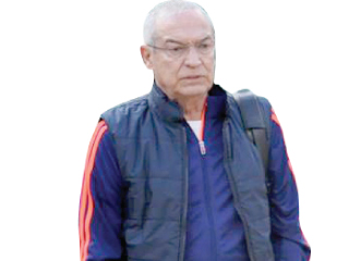 الزمالك يطالب فيريرا بـ3 ملايين جنيه