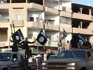 أنقرة تطالب رعاياها بعدم السفر لموسكو .. وسياسى روسى يدعو لضرب تركيا بقنبلة نووية