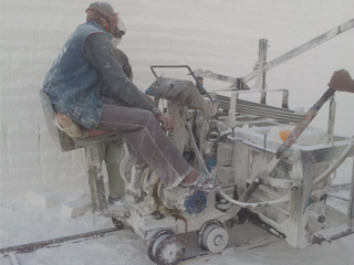 رحلة إلى مهنة «الموت»