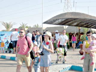 الإحصاء:  9.3% انخفاضا فى أعداد السائحين