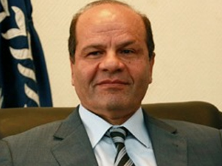 كسور بالفقرات وارتجاج بالمخ «أتعاب» الليلة الحمراء للمحامى