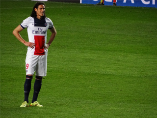 باريس سان جيرمان يحدد شروط التخلى عن كافانى