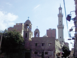 الهلال يعانق الصليب.. لأول مرة بالمنيا