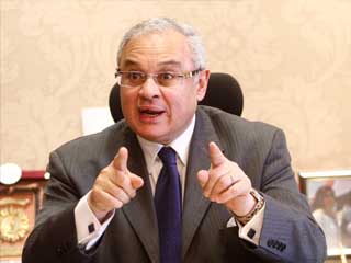 «زعزوع» فى أول حوار له عقب عودته للوزارة: السياحة تواجه أشرس الأزمات فى تاريخها