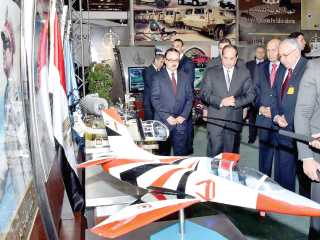 الرئيس يطلق مبادرتين للنهوض بتكنولوجيا المعلومات