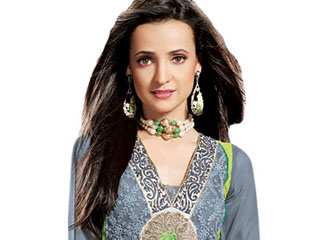 سنايا فى مصر.. شاروخان وكاجول بـ«دبى»