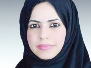 الإماراتية فاطمة المزروعى: كتاباتى تدافع عن المرأة لأنها العنصر الأضعف فى أى معادلة