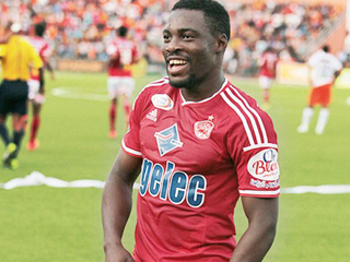 صفقات الملايين تضع «بيسيرو» فى مأزق مع الأهلى