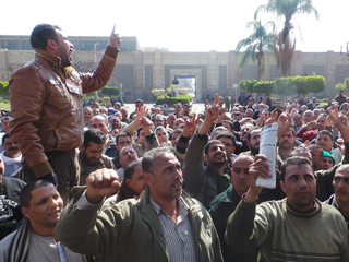 النقابات المستقلة تتحدى الحكومة وتؤسس تحالفاً جديداً للدفاع عن العمال