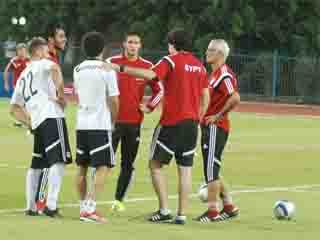 كوبر يحدد 29 مارس موعدا لمواجهة مصر ونيجيريا بتصفيات أمم أفريقيا