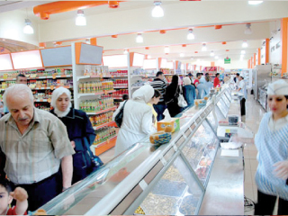 حنفى: سيارات التموين المحملة بأجزاء الدواجن تجوب المحافظات