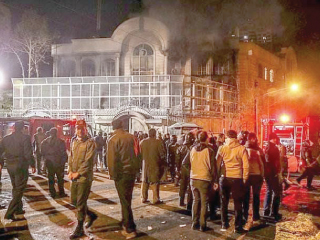 وزراء الخارجية العرب يطالبون إيران باحترام مبدأ حسن الجوار