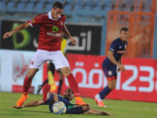 قطار الأهلى يسعى لعبور كمين الداخلية  للحفاظ على الصدارة.. والإسماعيلى يخشى مفاجآت سموحة