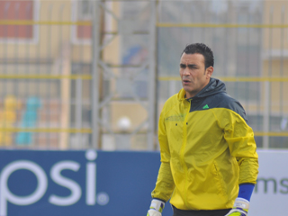 الإسماعيلى يستغنى عن 5 لاعبين مقابل الحضرى