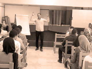 افتتاح مقر المستثمرين الصناعيين بالسويس  وإنشاء أكاديمية  تدريب لتوفير فرص عمل للشباب