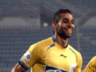 زيزو يطالب إدارة القلعة الحمراء بالاكتفاء بصفقة السولية