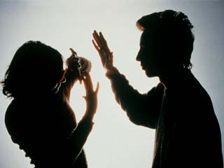 تعاون بين «القومى للمرأة» و«الطب النفسى» لدعم المعنفات