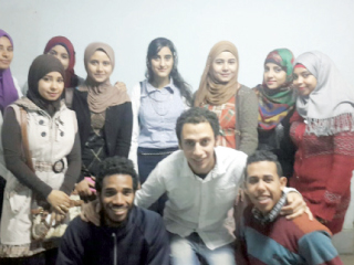 تجارب لشخصيات ناجحة  فى جامعة القاهرة