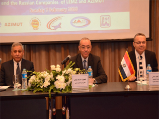 «الطيران المدنى» تحتفل بعقد تطوير الملاحة مع روسيا