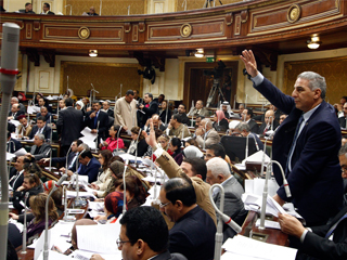 زيارة السيسى تؤجل نظر استقالة «صيام» والبهو الفرعونى ينهى أزمة ضيق القاعة