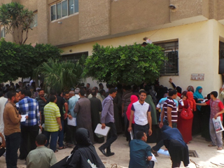 %34 عاطلون بين الشباب و%56 بين الإناث فى نهاية 2015