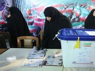 إيران.. رجال دين يدعون للتصويت «لأعداء أمريكا» فى الانتخابات التشريعية