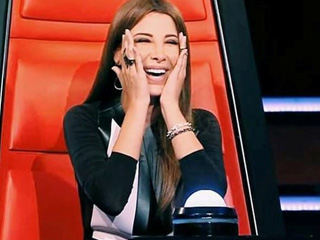 نانسى تصرخ لمتسابقة «The Voice Kids» وتستبعد حفيدة «الموجى»