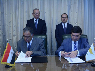 مصر تطلق التعاون الجوى مع اليونان وقبرص