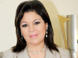 نائبات مصر يحتفلن بــ«عيد الأم» فى «بهية» لعلاج السرطان