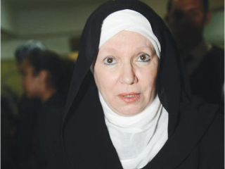 مشيرة إسماعيل: لم أعتزل التمثيل وانتظرونى ضيفة شرف  مع غادة عبدالرازق فى «الخانكة»