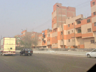 الدائرى لون واحد