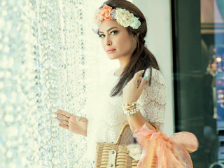 هند صبرى تعوض غيابها الرمضانى بـ«كرسى بعجل» و«زهرة حلب»